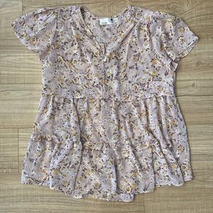 Everleigh Light Pink Floral Blouse Size Medium.